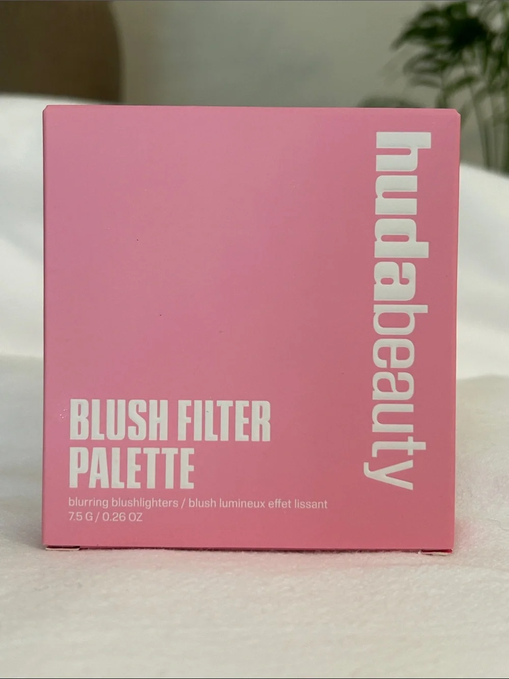 HUDA BEAUTY Blush Filter Palette — Baby Pink